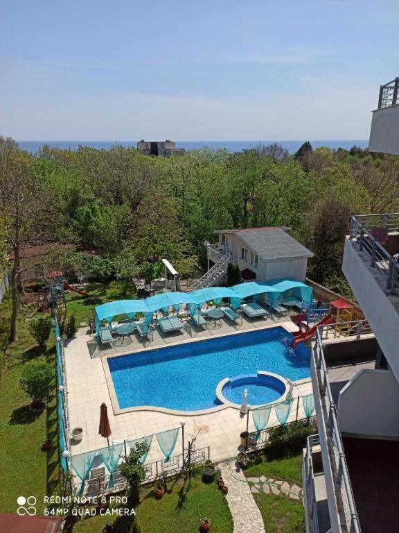 Apartments Danita & Restaurant&Pool Bar Varna Exterior foto